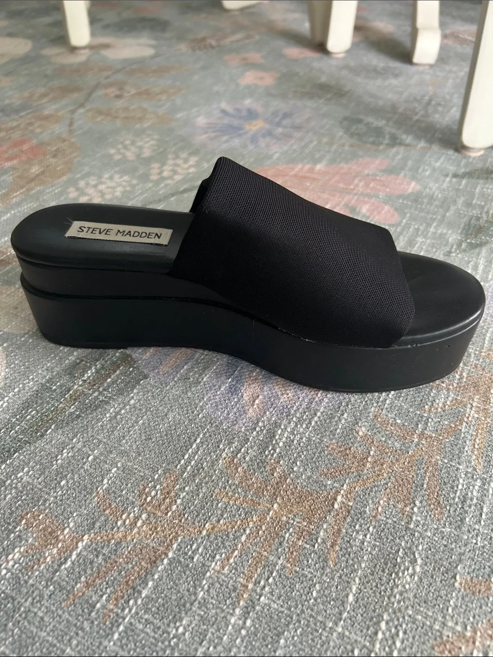 Cute Steve Madden 90s Chunky Black Platform Sandals